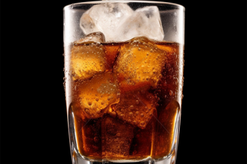 Wozu dient CO2 in Coca Cola?