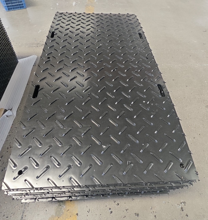 Supply Road and Ground Protection Mats (Mud & Yard Mats) for Heavy
