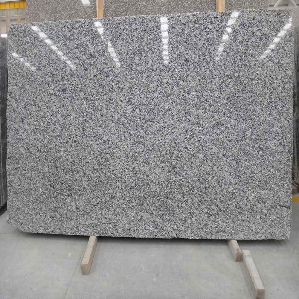 Natural Spray White Granite Countertop Slabs