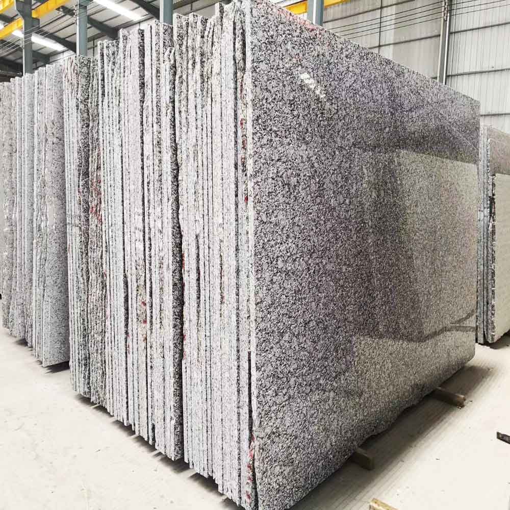 Natural Spray White Granite Countertop Slabs