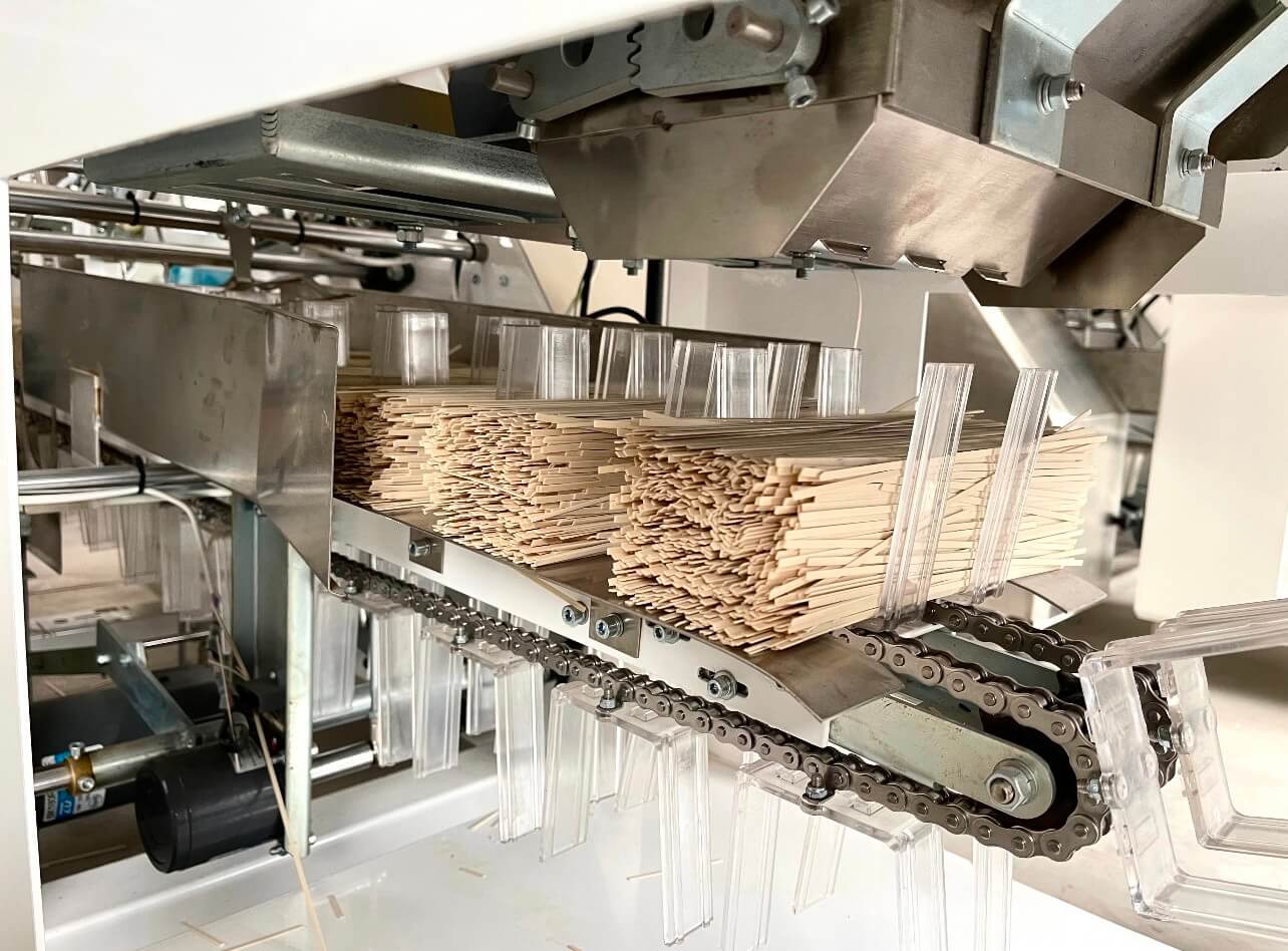 noodle packing machine