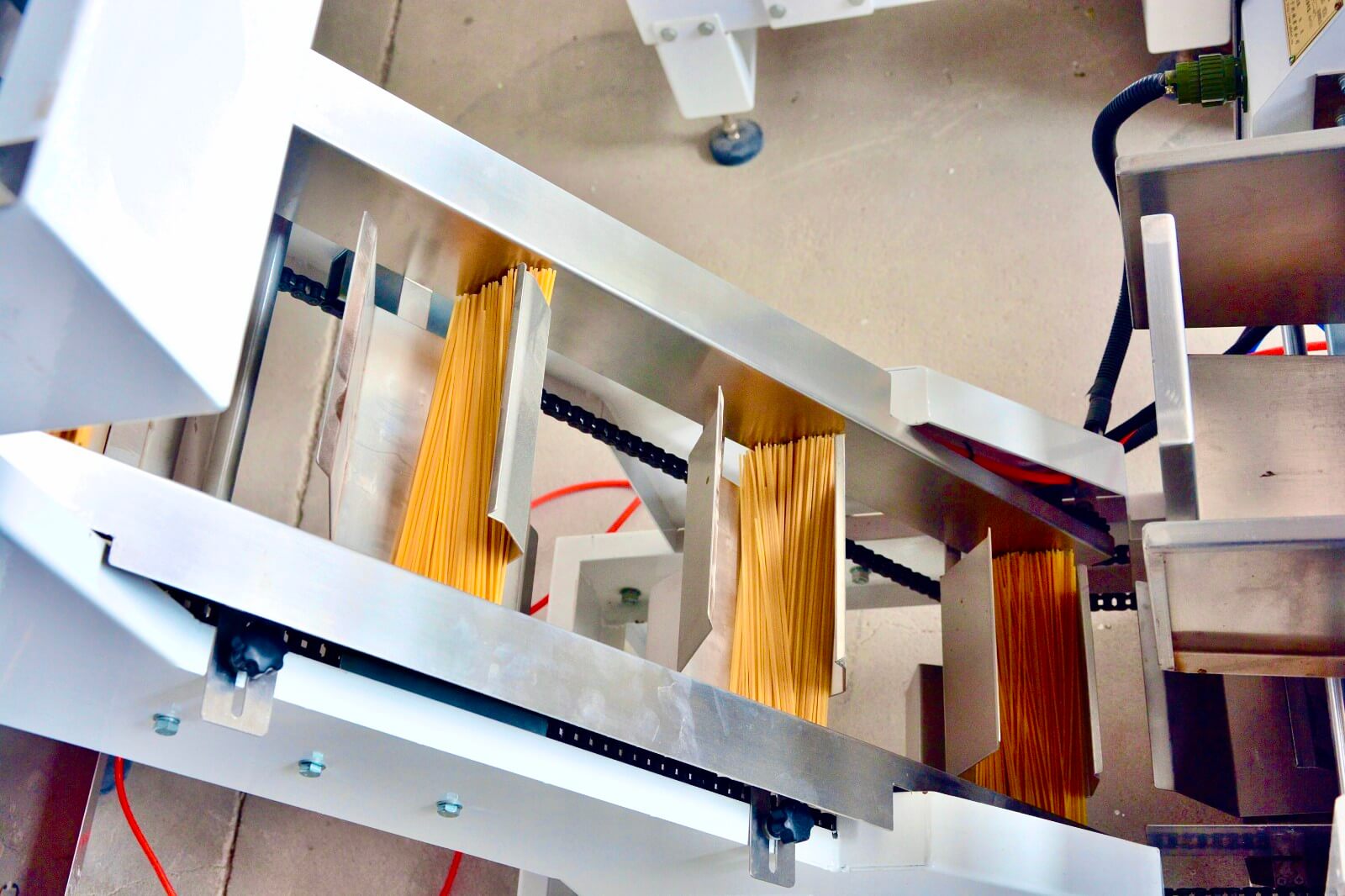 spaghetti packaging line