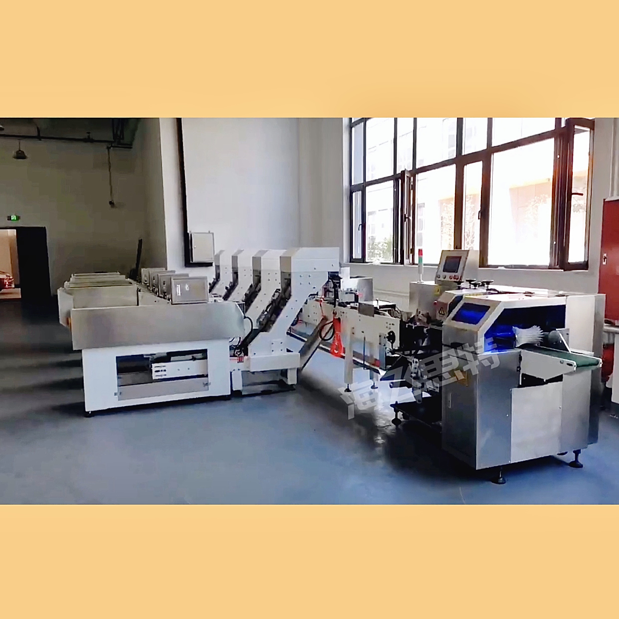 The installation and debugging of the Spaghetti packaging machine purchased by the customer have been completed