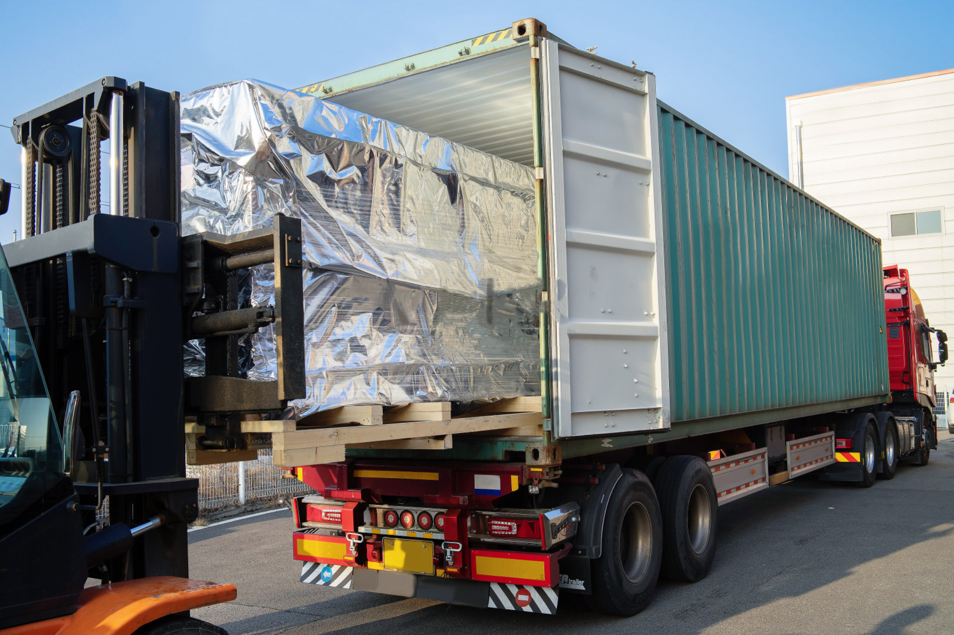 Fotografii cu livrarea și expedierea