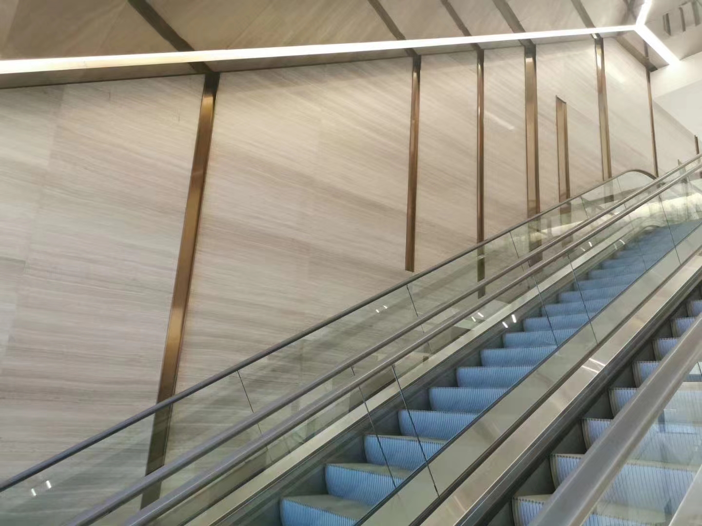 Houten witte marmeren plaat en tegel