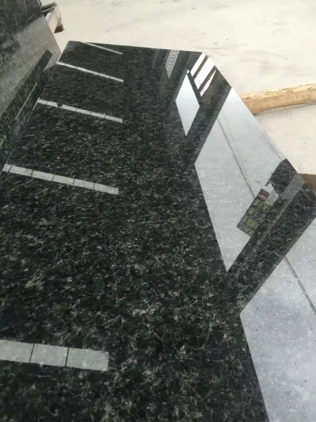 Supply Verde Ubatuba Granite Slab Wholesale Factory - Fortune East Stone