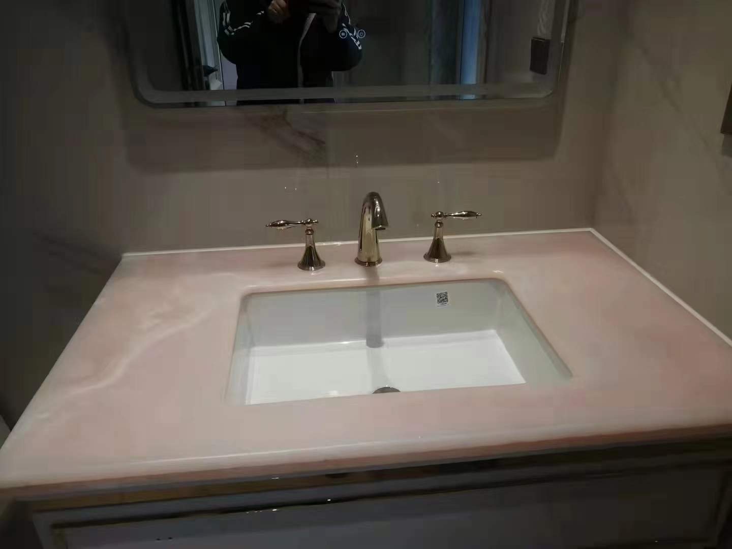Roze Onyx marmeren plaat en aanrecht