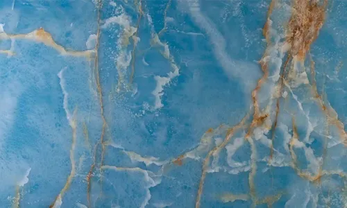 Dalle et carrelage en marbre onyx ciel cristal bleu doré