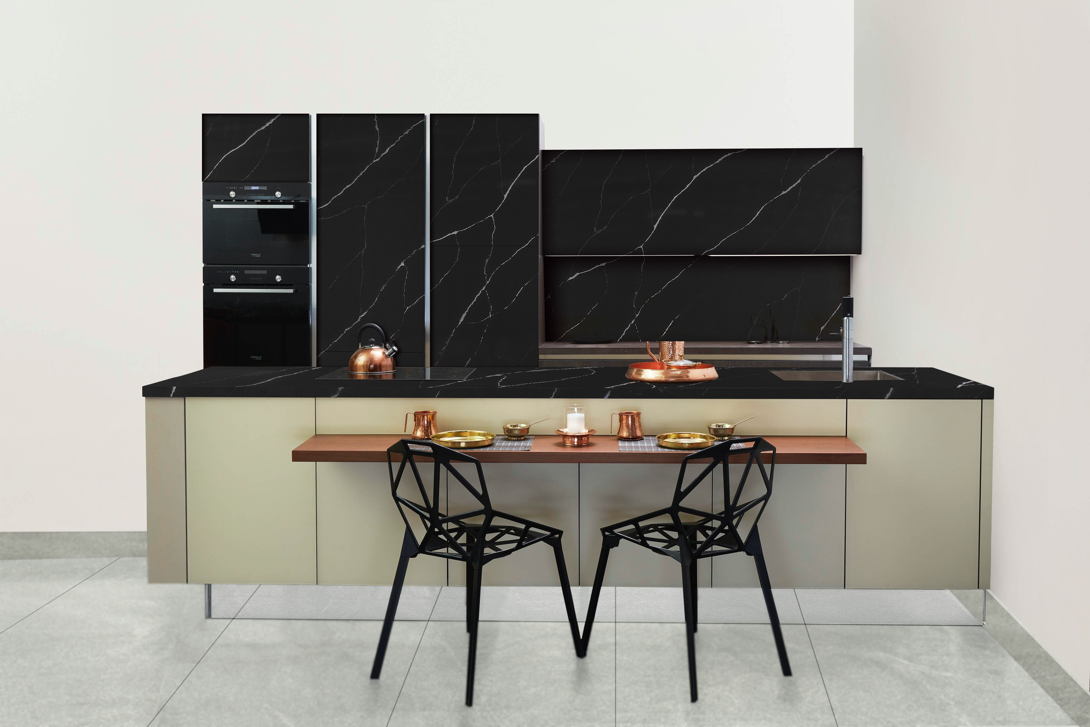 Mistige zwarte Nero Marquina kunstmatige kwartsplaat
