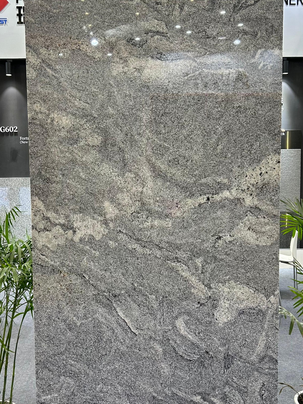 Hubei Viscount White Granite Slab