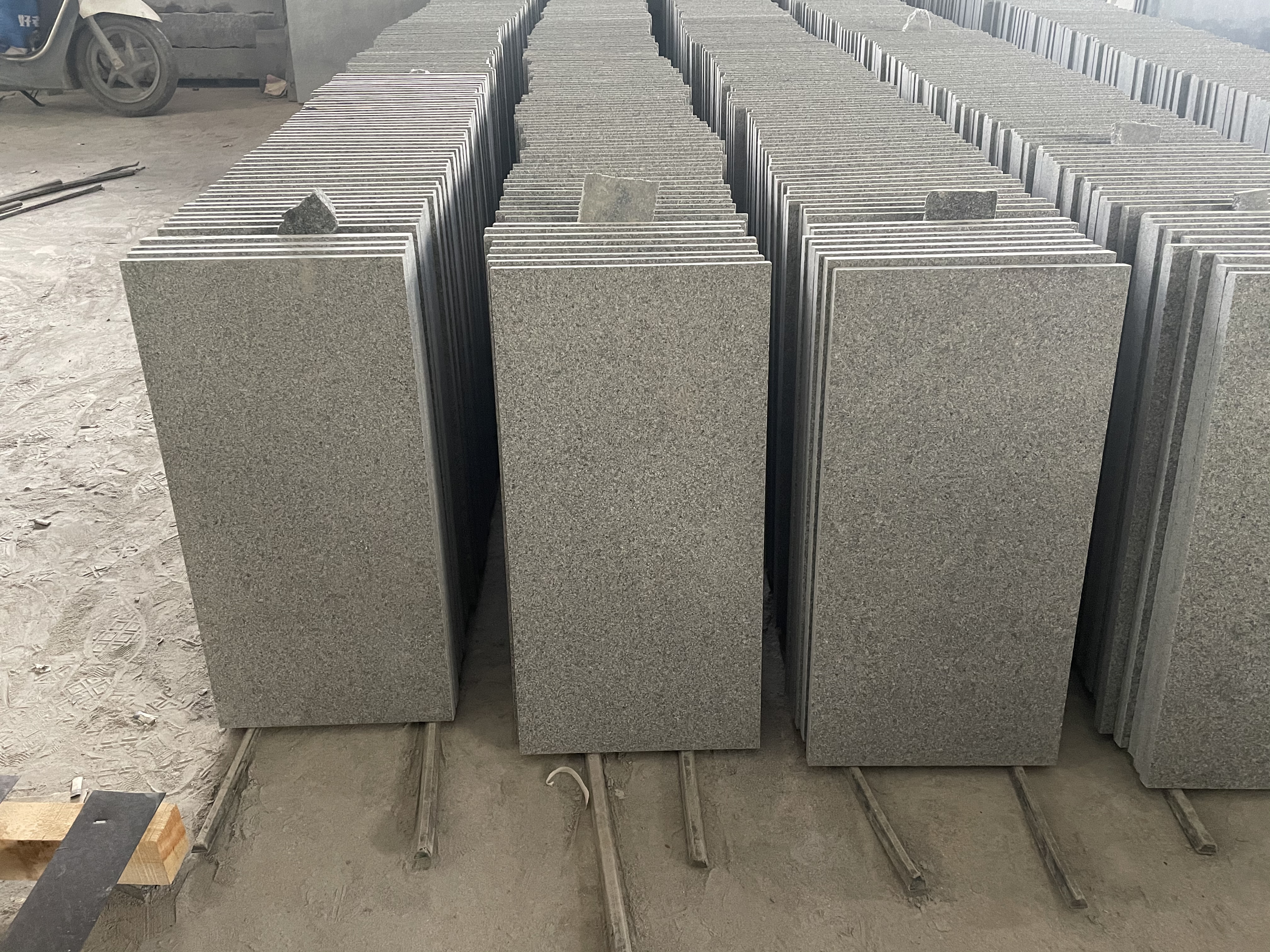 New Padang Dark Cambodian Granite G654 Slab