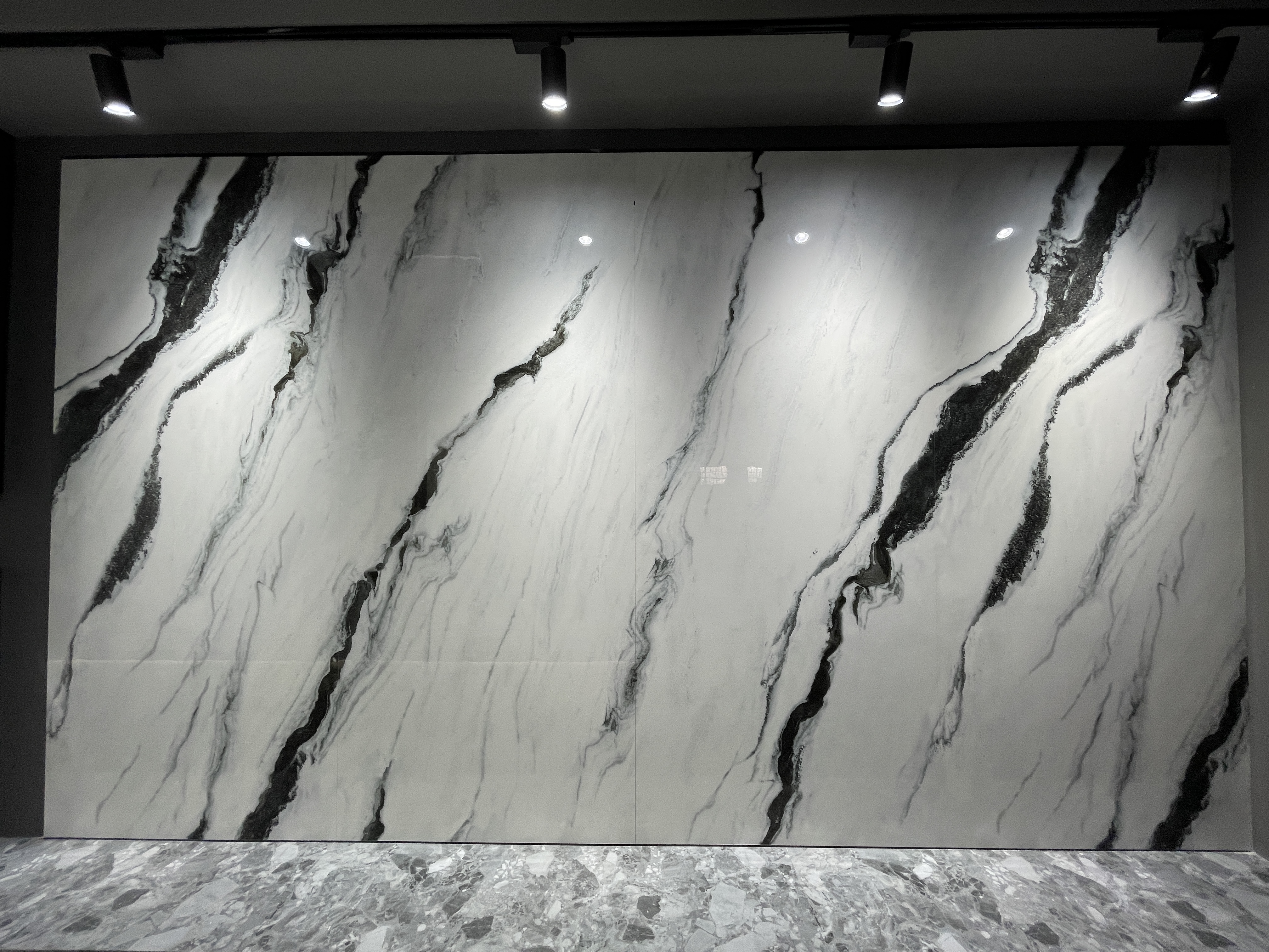 Azul Macaubas Shiny Polished Sintered Stone Slab