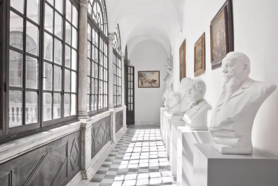 Prošećite Calacattom: najstarijim mramornim gradom da biste otkrili njegove korijene