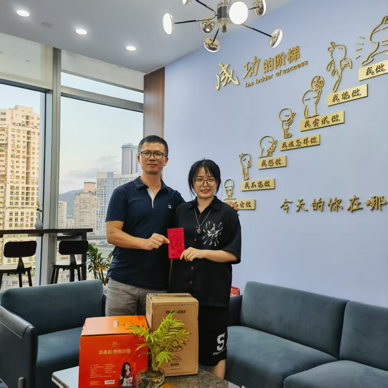 Удача Восток: Праздник середины осени наполнен глубокой привязанностью.