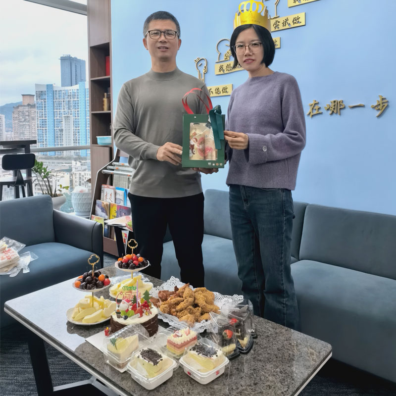 Fionas Geburtstag wird gefeiert: Ein strahlendes Juwel bei Fortune East Stone