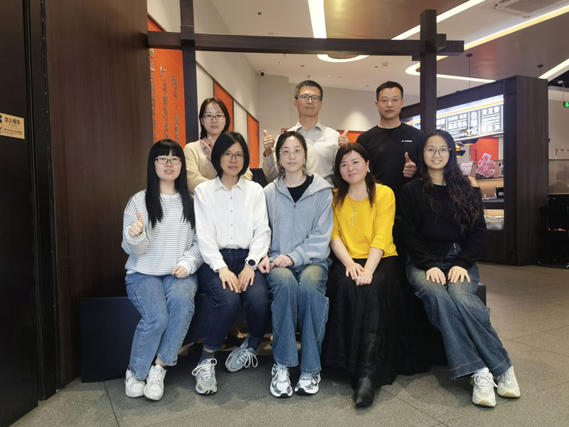 Bữa tiệc chia tay ấm áp của Fortune East Chúc mừng Aya Tương lai