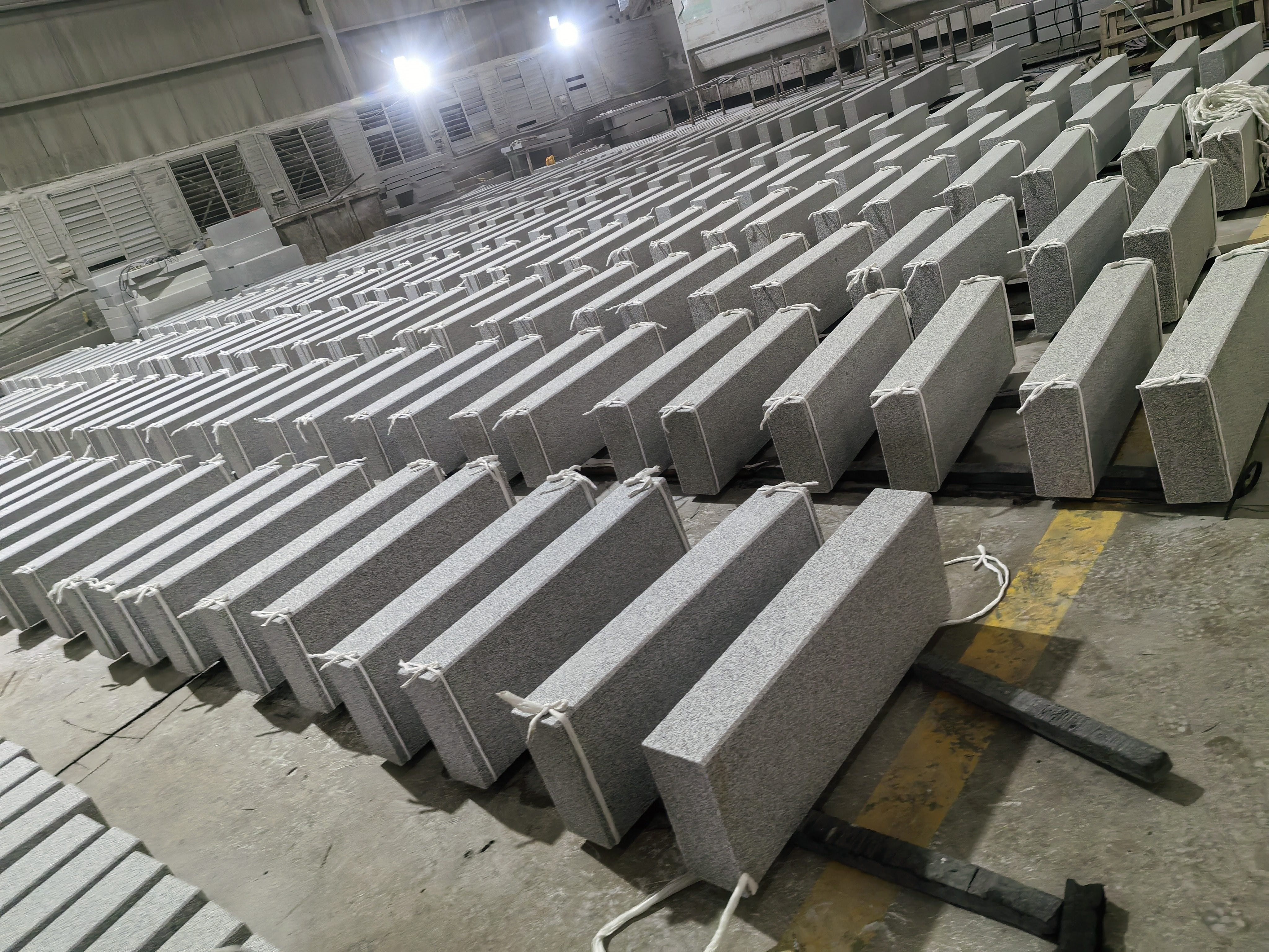 За пределами карьера: взгляд на мастерство и инновации компании Удача Восток Камень.