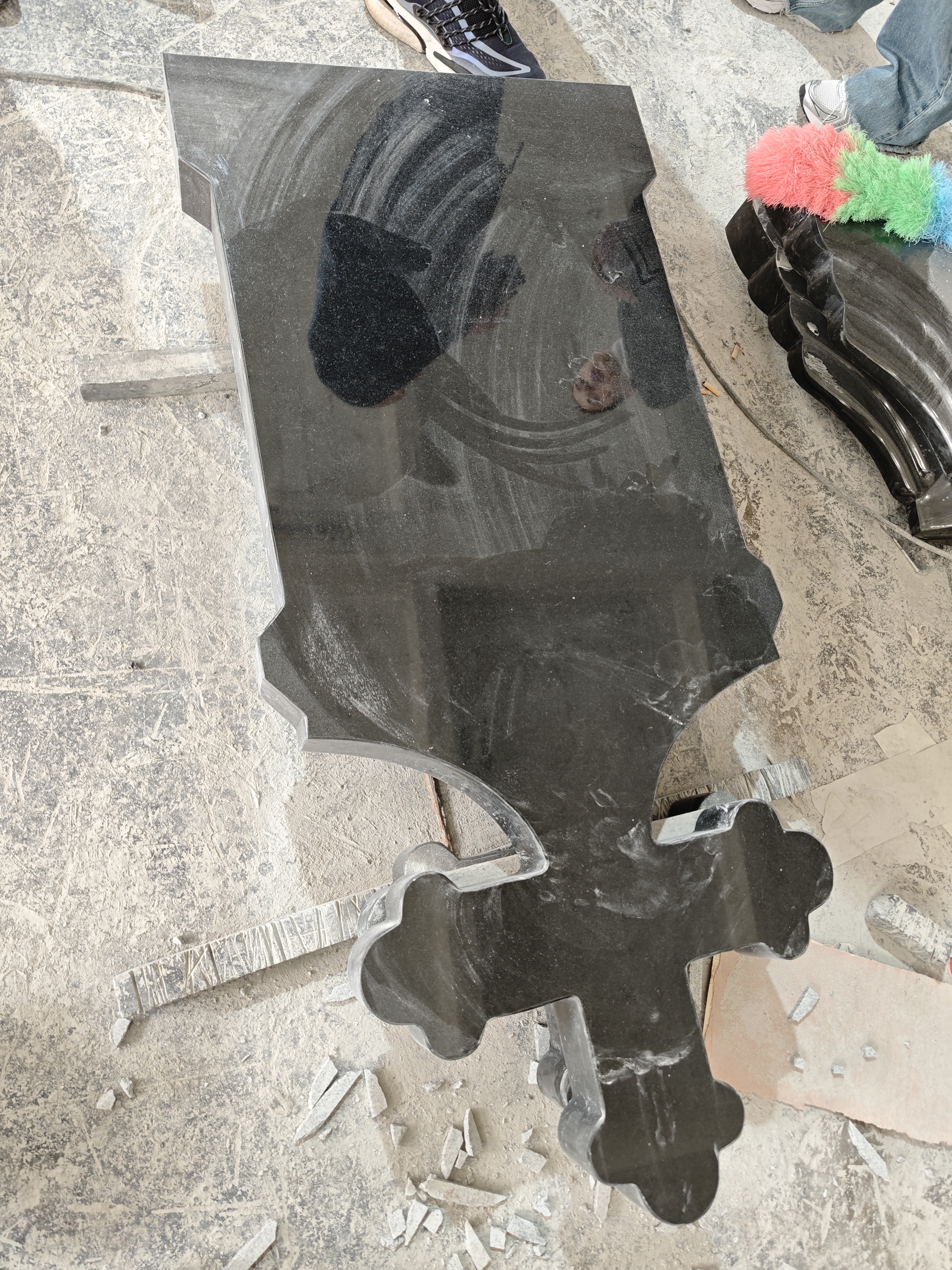 From Block to Memorial: How We Cut Natural Stone into Lasting Tombstones