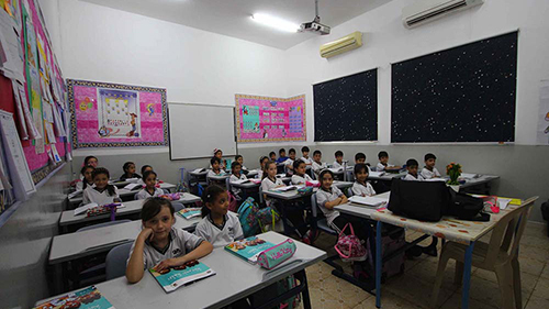 Skolmöbler i Afrika