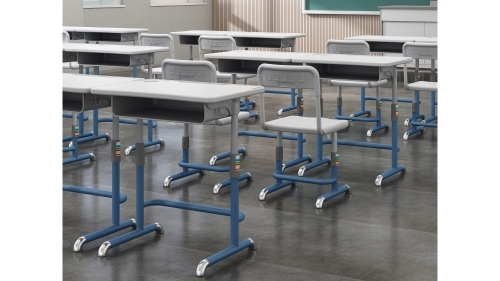 Proyecto de mesa y silla entregado en Canadá