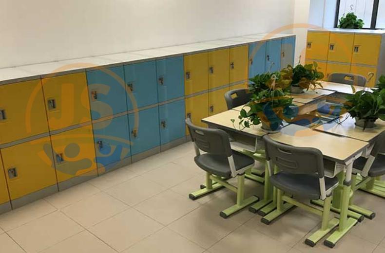 Classroom furniture