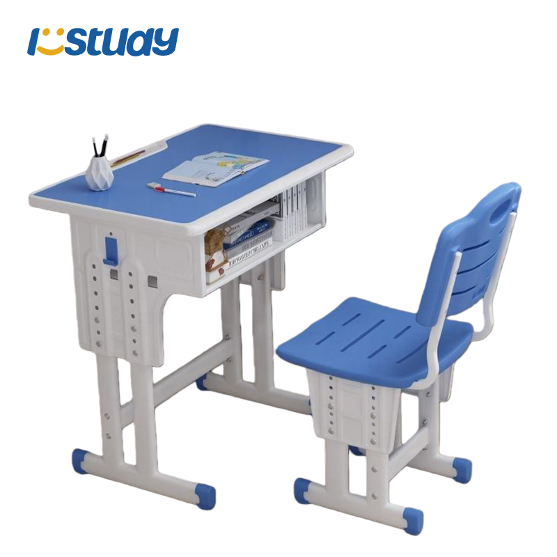 Sada studentských stolů a židlí pro základní školu