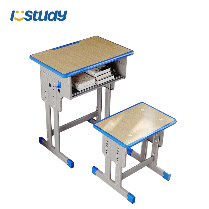 Регульований металевий стіл та стільці для студентів