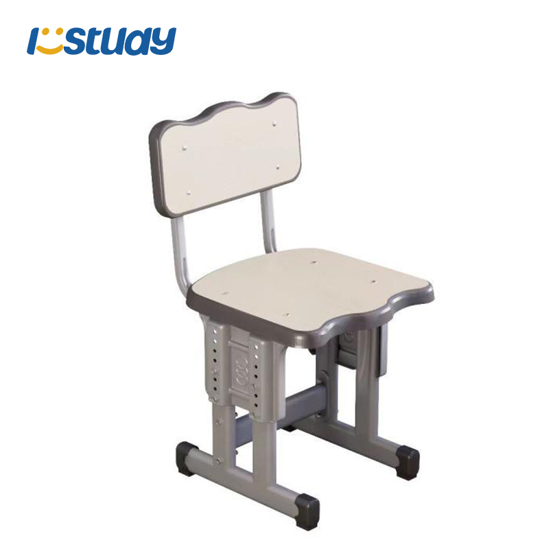 Pinottavat oppilaiden muovituolit luokkahuoneisiin