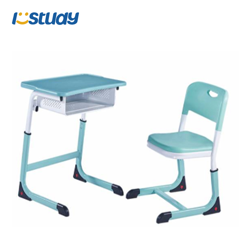 Säädettävä oppilasopetuspöytä ja tuoli