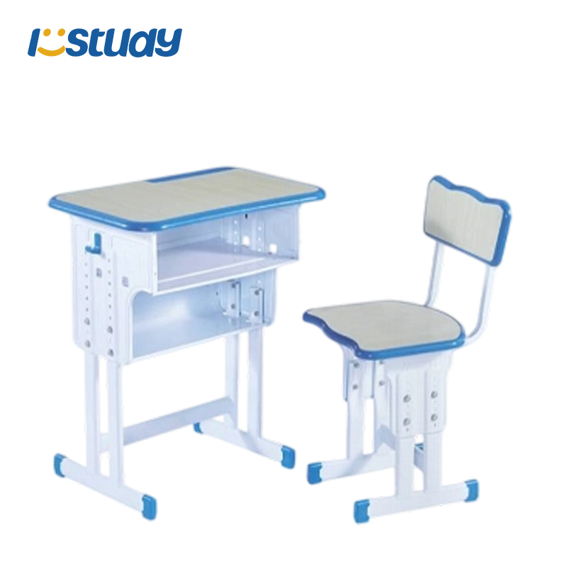 Nastavitelné studentské stoly a židle do učeben