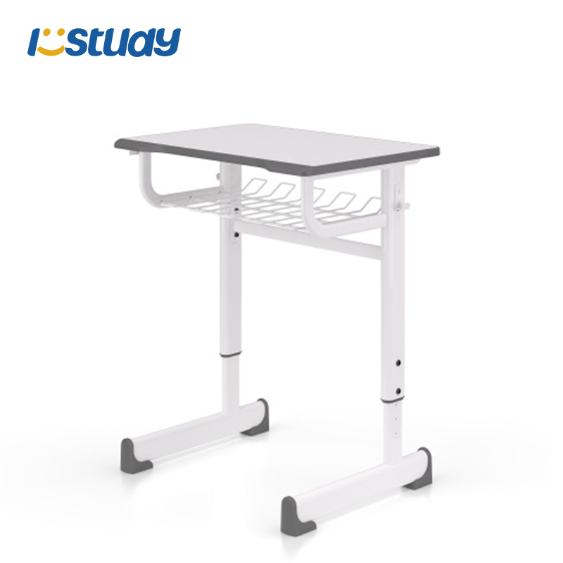 Studentský psací stůl s úložným prostorem - základní vybavení