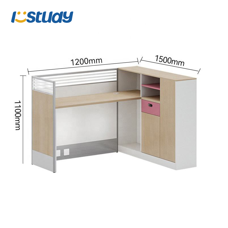 Mesa de escritório grande com tampo plano e várias gavetas