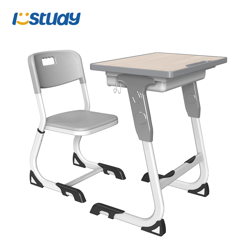 Einzelner Schülertisch und Stuhl für das Klassenzimmer
