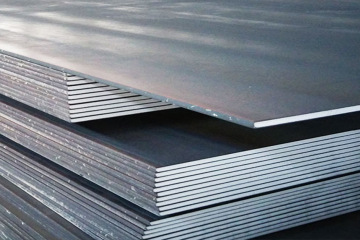 Plato de acero inoxidable