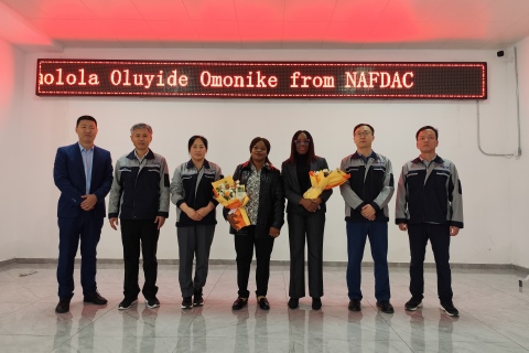 热烈祝贺尼日利亚专家莅临我厂审计