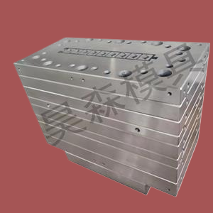 PVC Explosion Proof Board Fully Cladding Dual-color Co-extrusion Mold