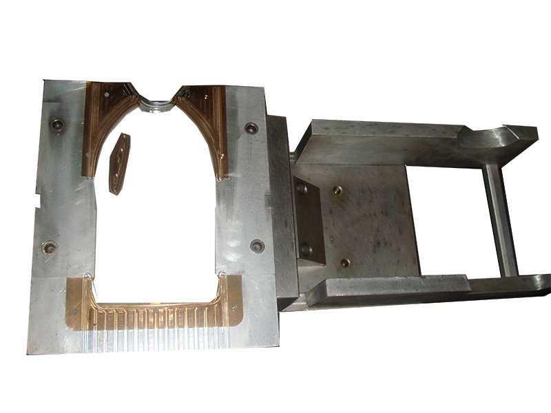 Bottle Blowing Mould