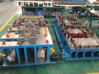 Multi-stations Transmission Die