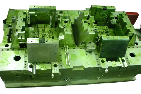 Maximizing Output: How Bottle Stack Mould Technology Redefines Injection Molding Efficiency
