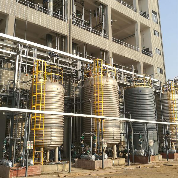 Nepremični rezervoar s PE oblogo