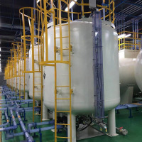 Nepremični rezervoar s PE oblogo