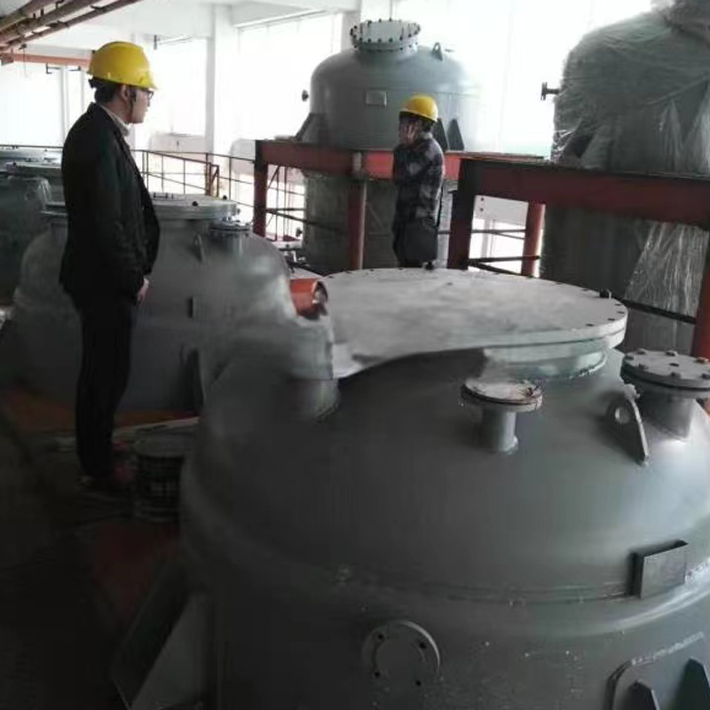 Δεξαμενή βαρέως τύπου με επένδυση PTFE