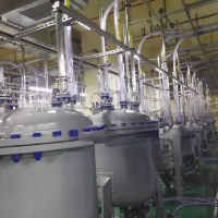Rezervoarji za polprevodniško industrijo