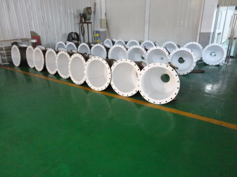 PTFE spray lining reactor