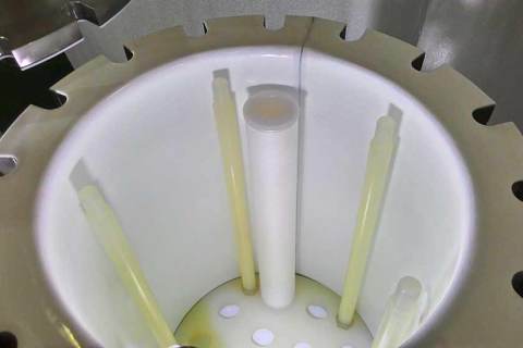 Bau der weltweit größten LNG-Tanklagergruppe mit 270.000 Kubikmetern Fassungsvermögen abgeschlossen