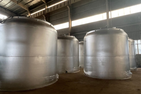 Precautions and repair requirements for chemical storage tanks