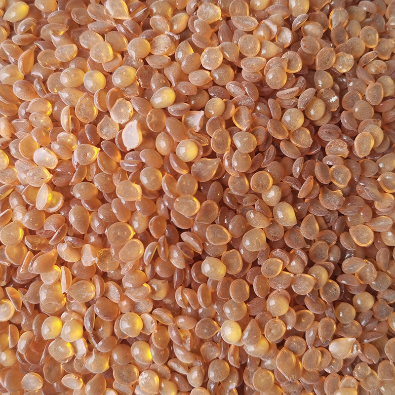 Djupt färgat C9 kallpolymeriserat petroleumharts