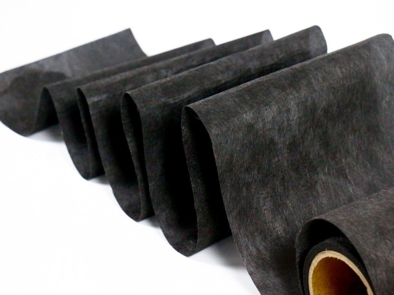 Uniform distribution wet-laid process carbon fiber veil