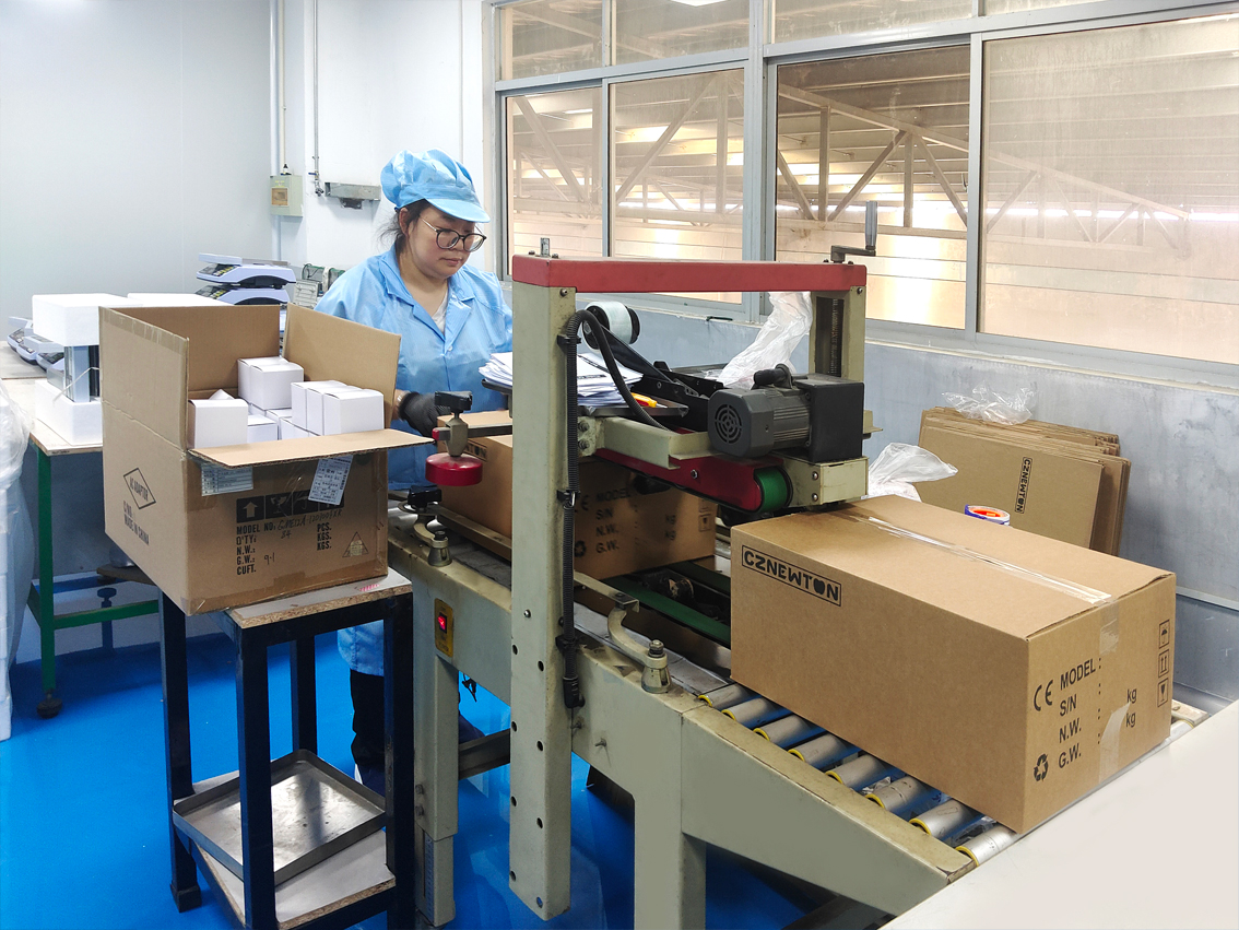 Dust-free electronic workshop put into operation Dust-free electronic workshop put into operation