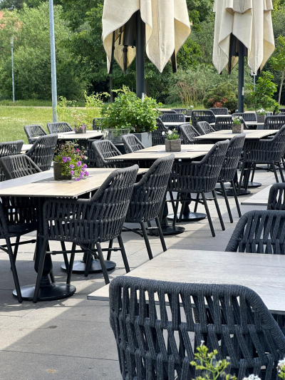 Outdoor Restaurant in a Hotel